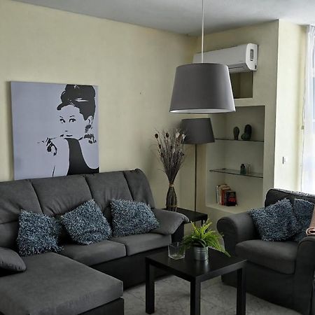 Gran Carihuela Apartment Torremolinos Bagian luar foto