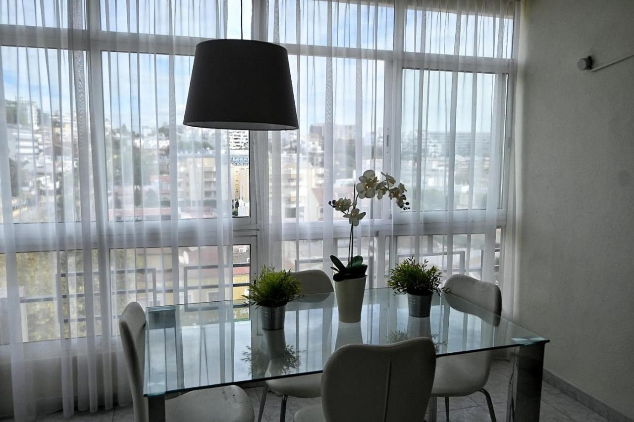 Gran Carihuela Apartment Torremolinos Bagian luar foto