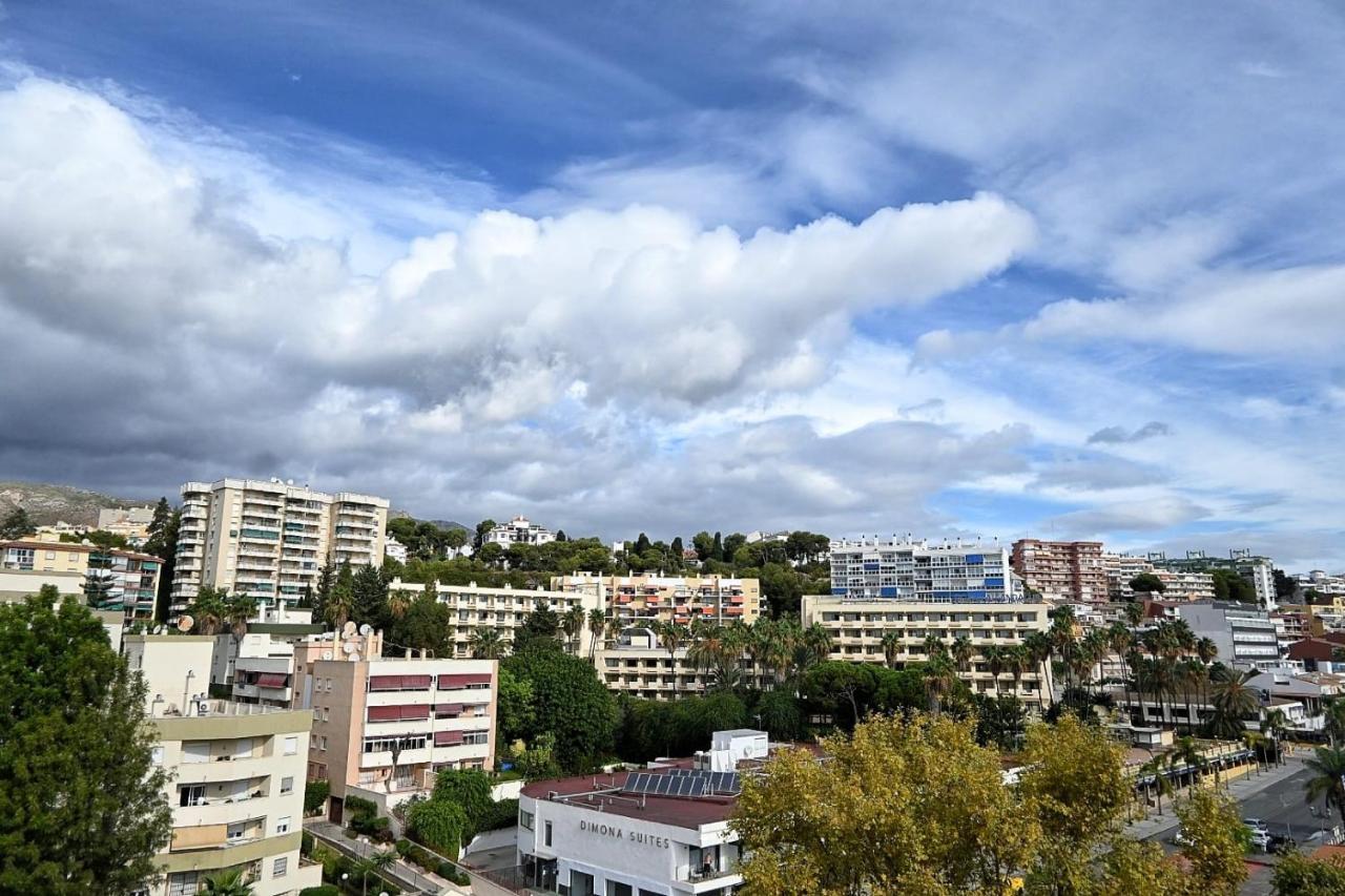 Gran Carihuela Apartment Torremolinos Bagian luar foto